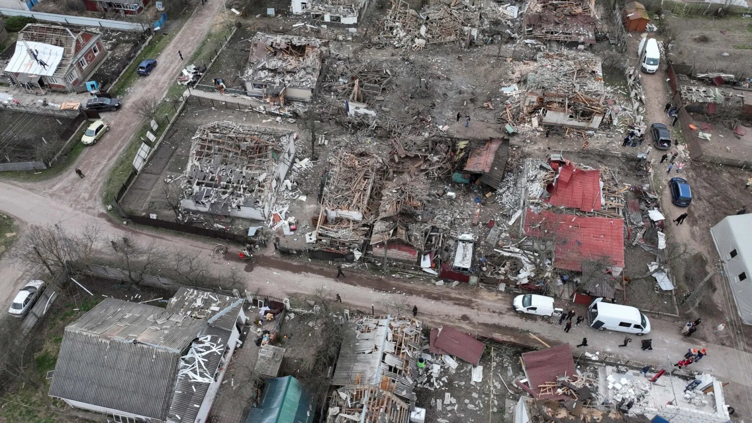 Video reveals the second a Russian drone hit an residence in Ukraine | Russia-Ukraine struggle | UNW