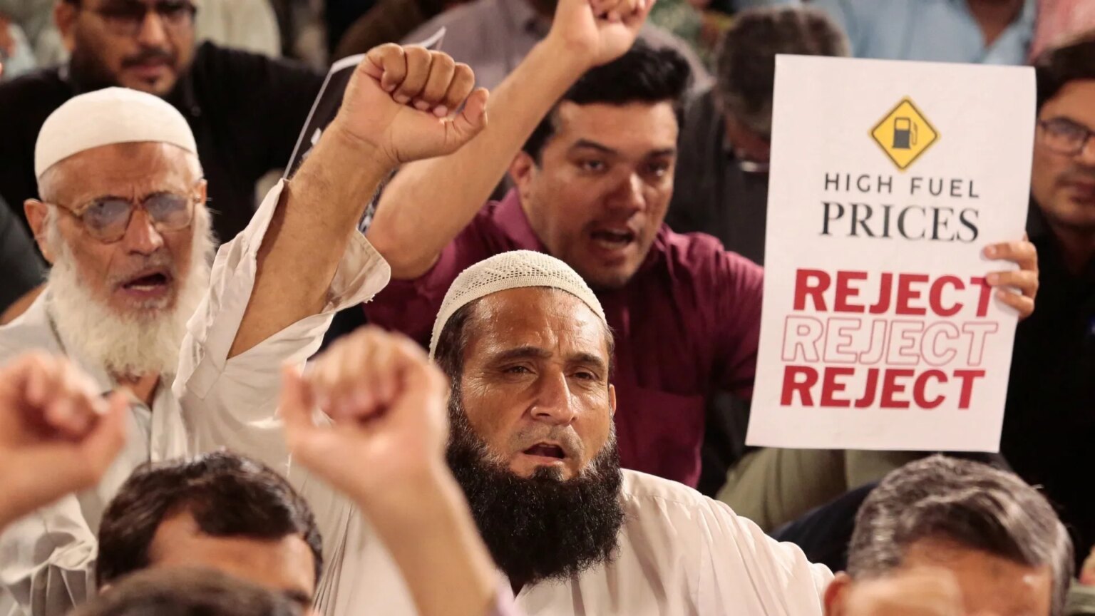 How will Pakistan take care of the fallout from Iran conflict? | US-Israel conflict on Iran | UNW