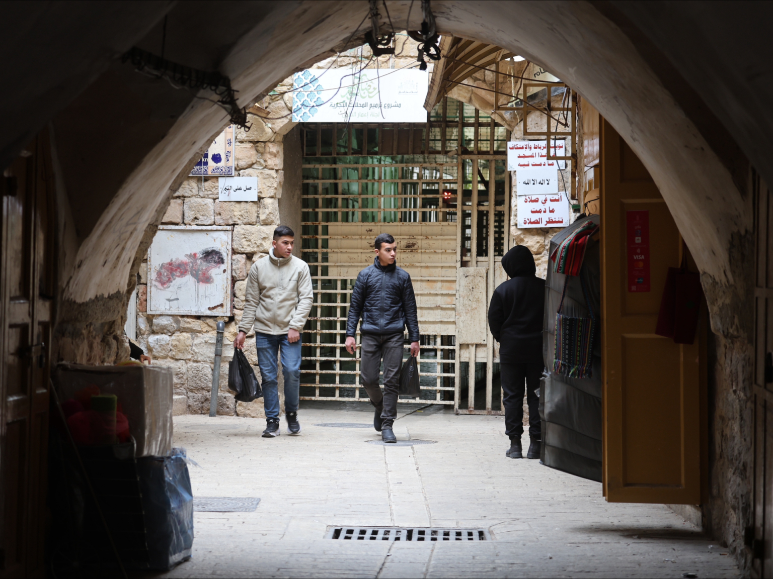 Israeli measures tighten grip on Hebron’s Ibrahimi Mosque | Israel-Palestine battle News | UNW