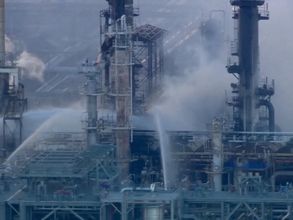 Fire breaks out at essential Australian refinery, elevating gasoline provide fears | Business and Economy News | UNW